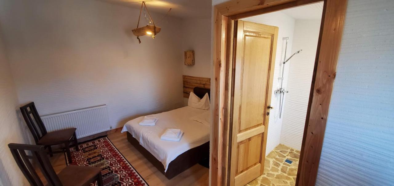 Ferma Dacilor Hotell Tohani Eksteriør bilde