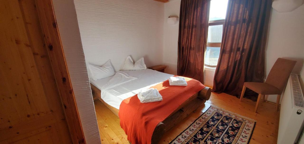 Ferma Dacilor Hotell Tohani Eksteriør bilde